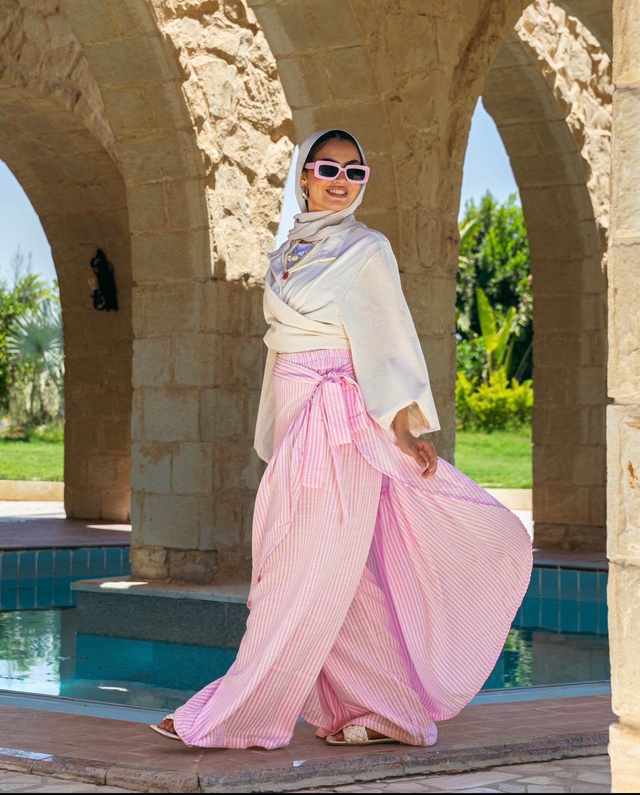 Summer in Barcelona (Pink)