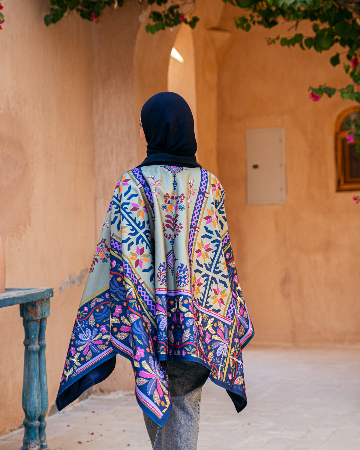 Model wearing The Icon from Pose Winter '27 – view 7