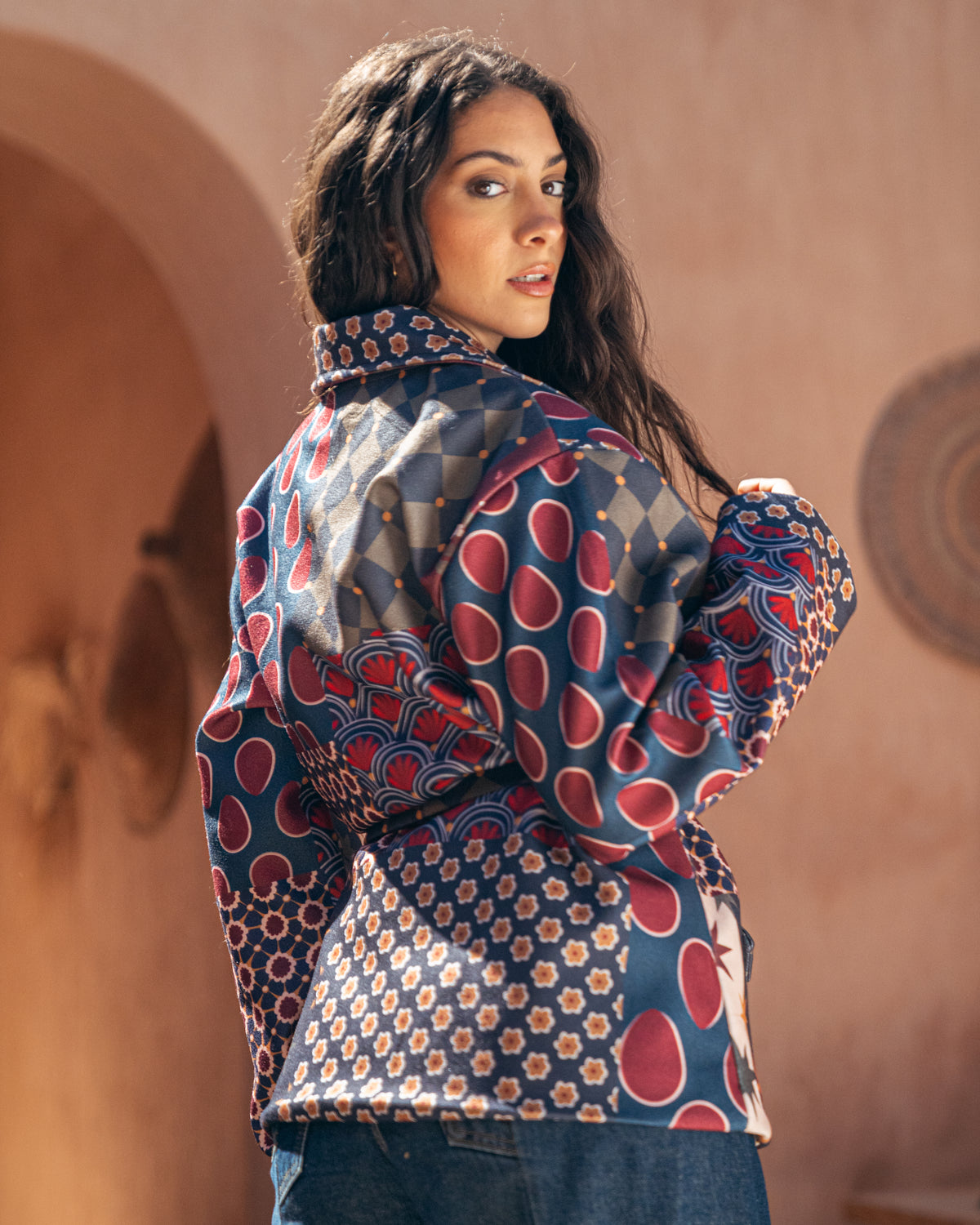 Model wearing Underrated from Pose Winter '27 – view 9